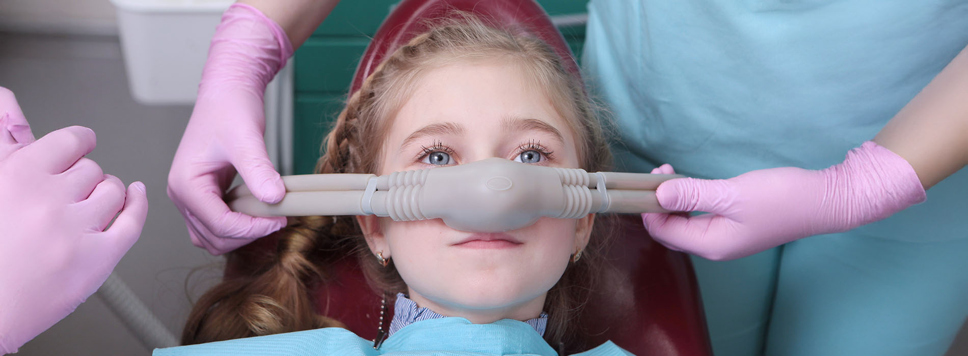 Lighthouse Kids Dental | Nitrous Oxide Laughing Gas , Swelling Infection Management and Teething Development Guidance